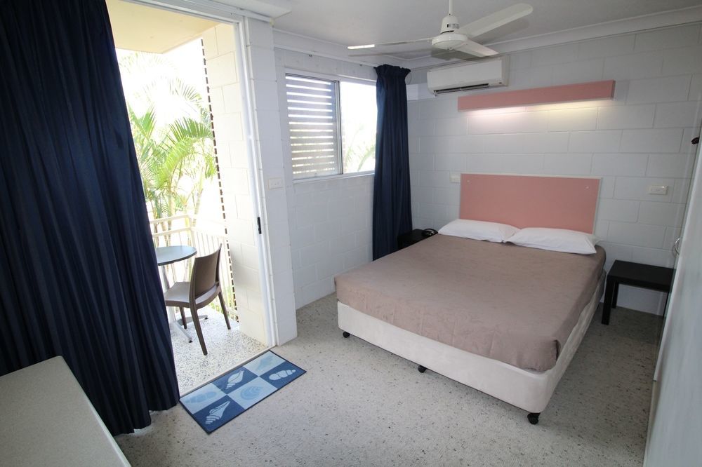 Endeavour Inn Emu Park Экстерьер фото