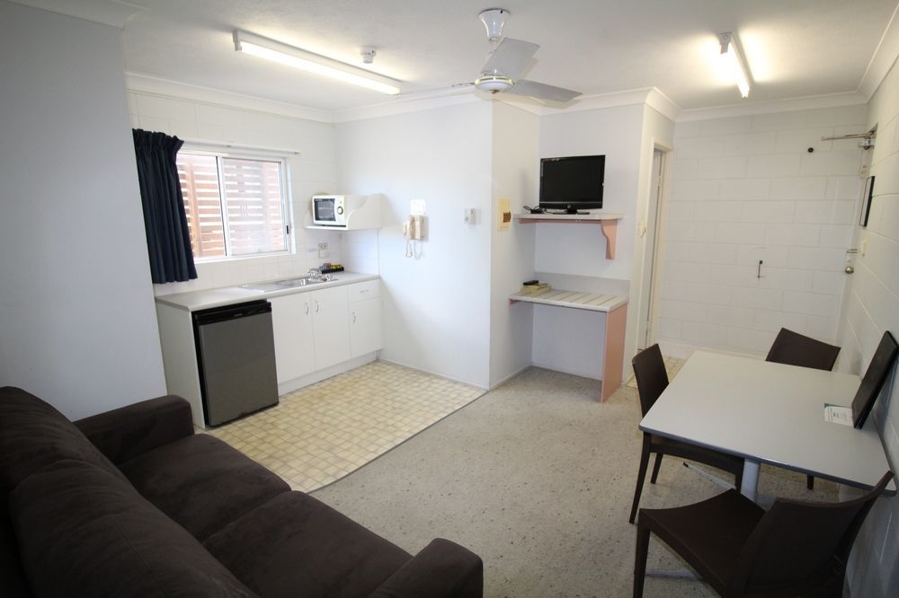 Endeavour Inn Emu Park Экстерьер фото